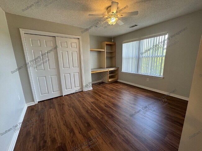 Building Photo - 1123 Harts Ridge Dr