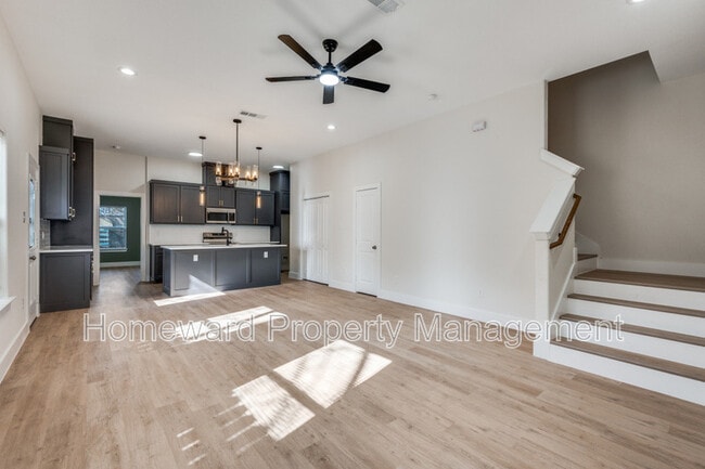 Building Photo - 835 Stamps Ave