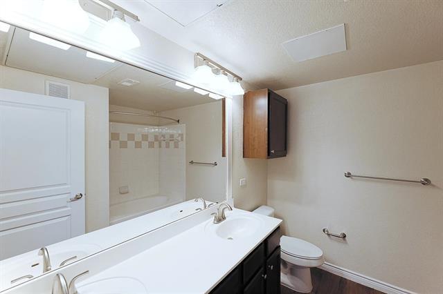 Building Photo - 9900 McNeil Dr