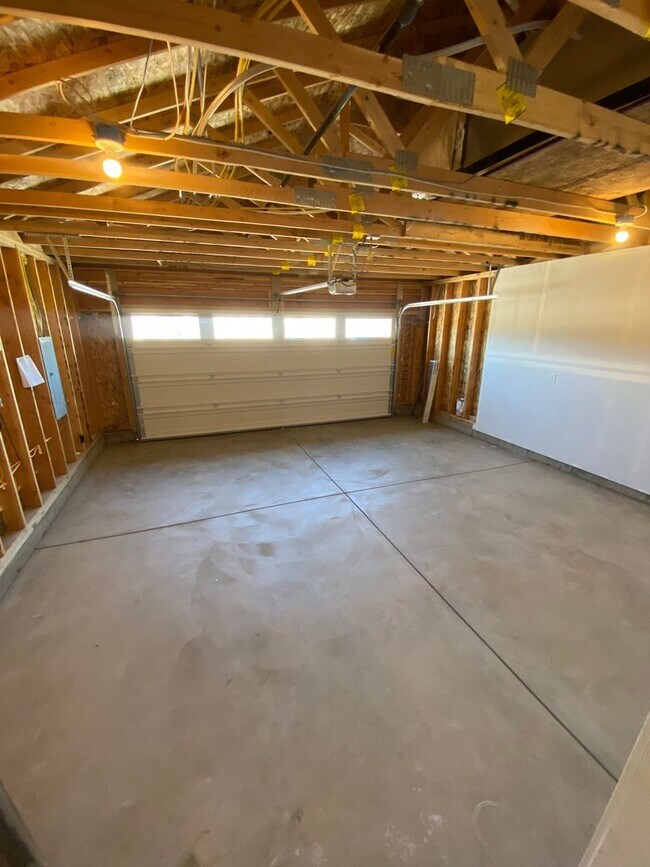 Building Photo - Newly Built 3 Bed, 2 Bath in Spokane Valley!