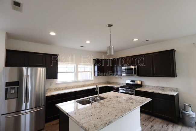 Building Photo - 10506 Marions Way