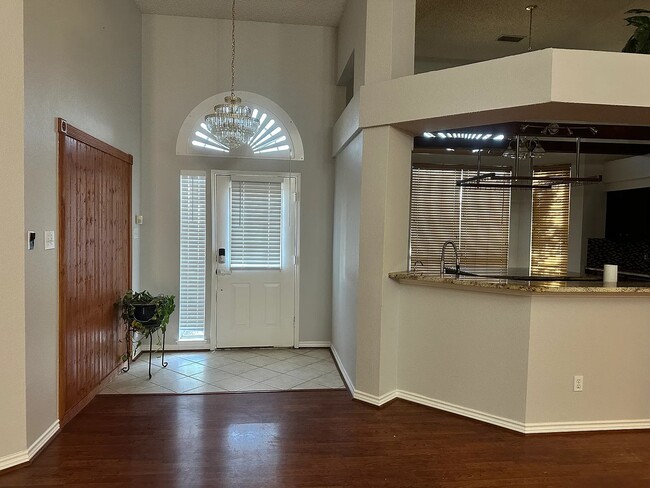 Building Photo - 5713 Allen Ln