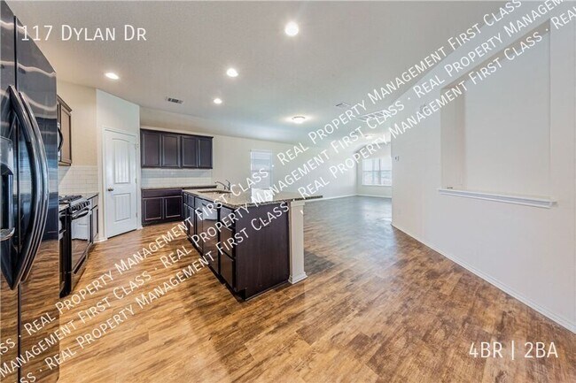 Building Photo - 117 Dylan Dr