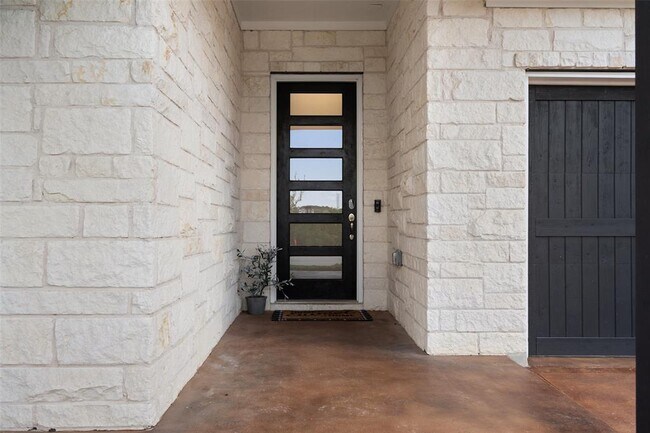 Building Photo - 306 Gulfton St