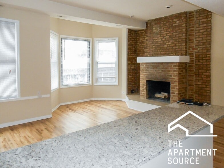 Building Photo - 2523 N Lincoln Ave