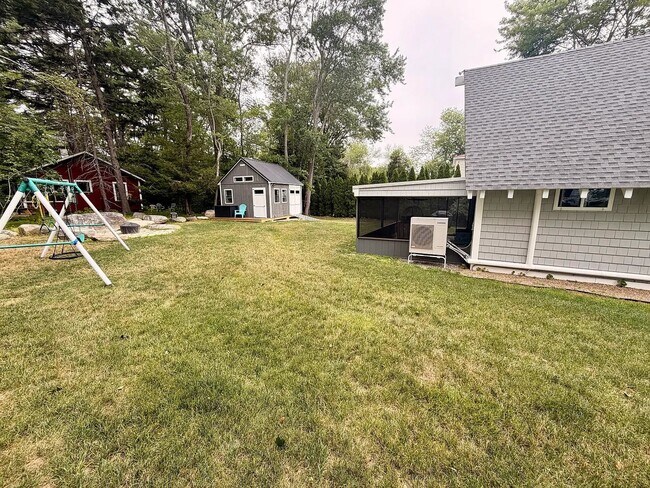 Building Photo - 50 Briar Rd