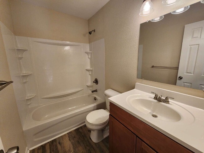 Building Photo - Nice Updated 3 Bedroom 2 Bath Two Story Home in Parker!