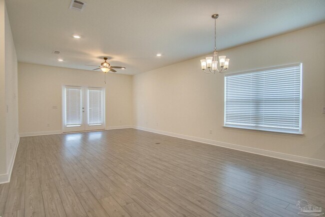 Building Photo - 4620 Sago Palm Cir