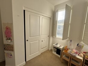 Building Photo - 579 Santa Rosalia Terrace