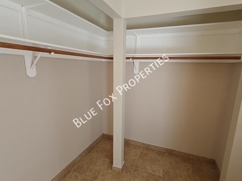 Building Photo - 5189 W Aquamarine St