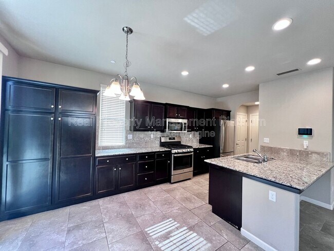 Building Photo - 3682 Friendship Ln