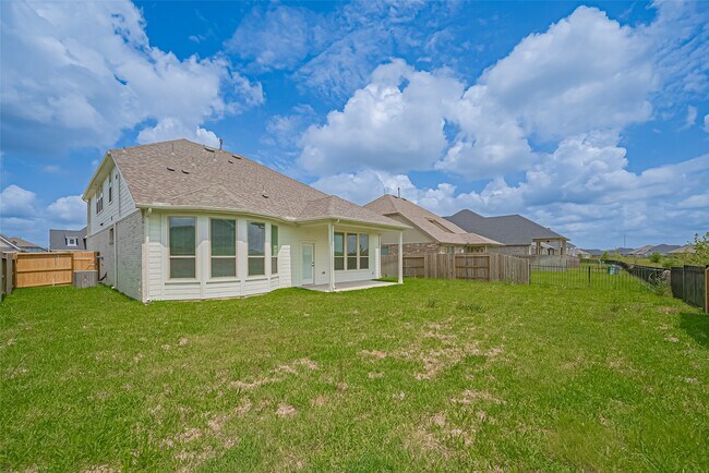 Building Photo - 5243 Trenton Arbor Ln