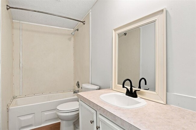 Building Photo - 1151 Heidenreich Ln