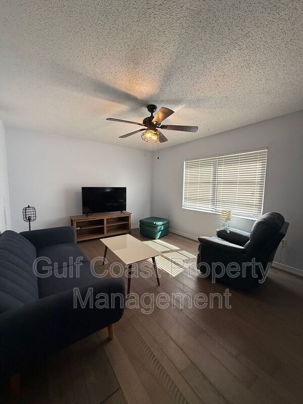 Building Photo - 40 1st Ave