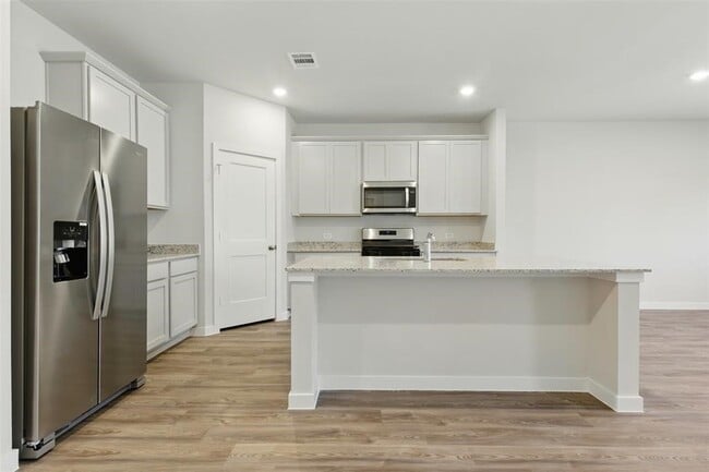 Building Photo - 25187 Leather Leaf Ct
