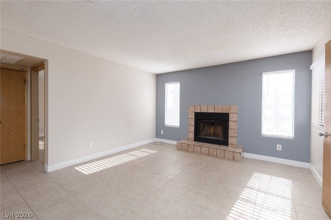 Building Photo - 2674 Bryandouglas Dr