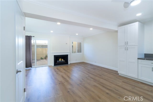 Building Photo - 31 Windjammer