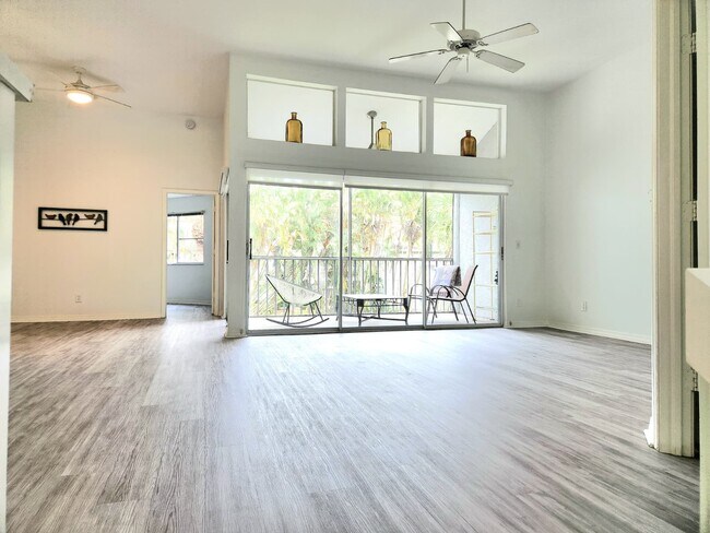 Building Photo - 2820 Citrus Lake Dr