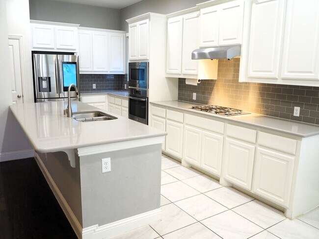 Building Photo - 4 Bed 3.5 Bath in Harvest