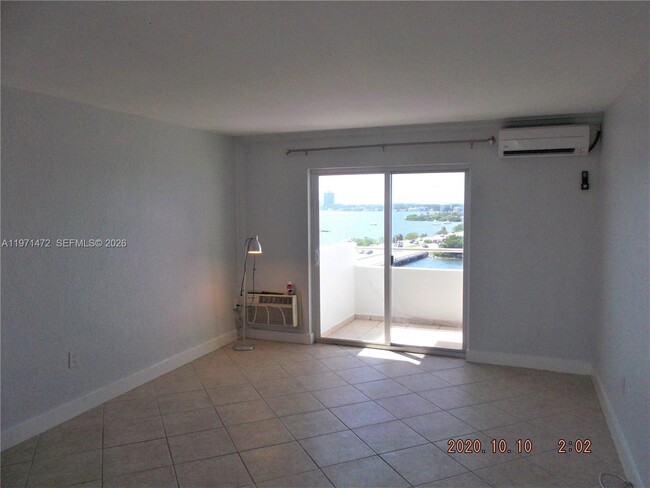 Building Photo - 7904 West Dr