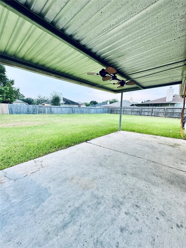 Building Photo - 21604 Horseshoe Dr