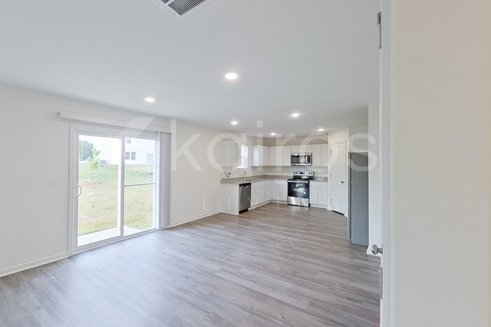 Building Photo - 7016 Peppermill Way