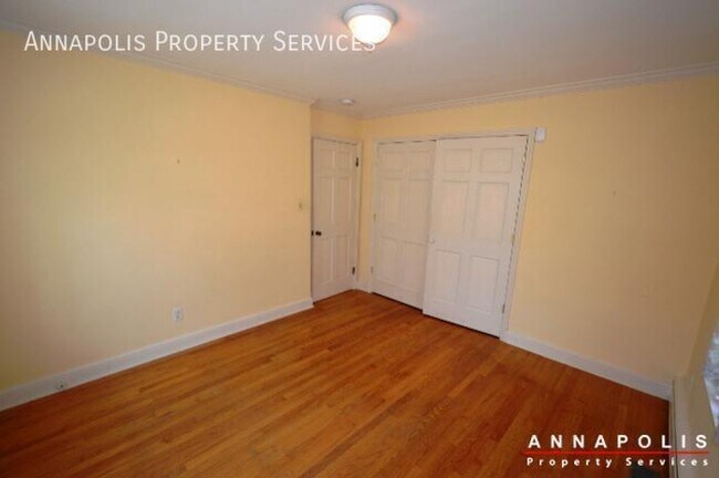 Building Photo - 208 Avondale Cir