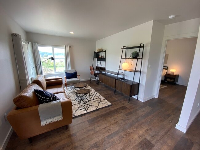 Primary Photo - Sora Crossing