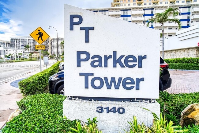 Building Photo - 3140 S Ocean Dr