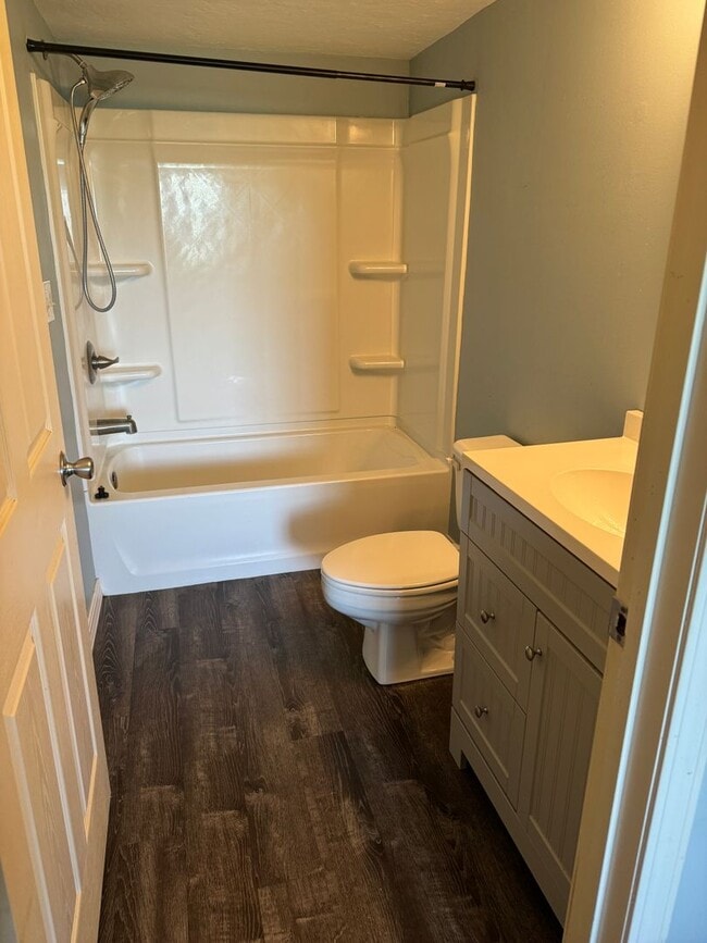 Building Photo - 2590 W Broadway St