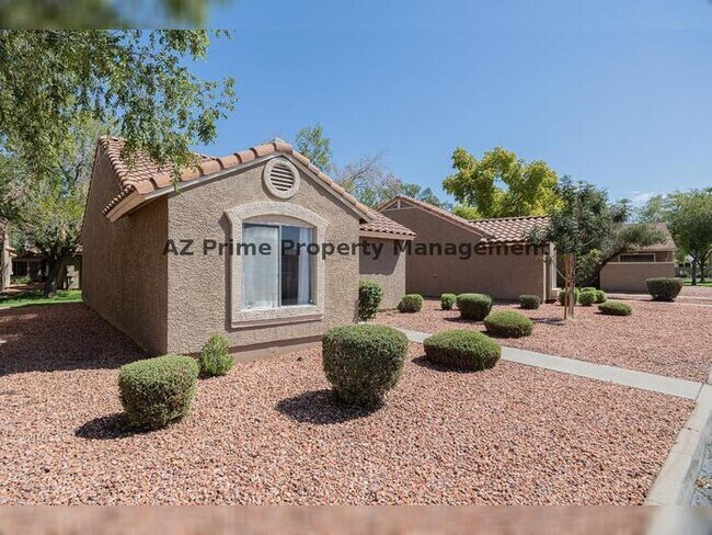 Building Photo - 7040 W Olive Ave