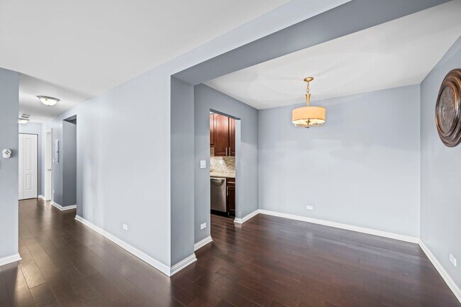 Building Photo - 201 Thames Pkwy