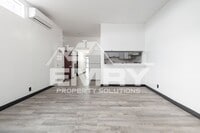 Building Photo - 942 S Gerhart Ave