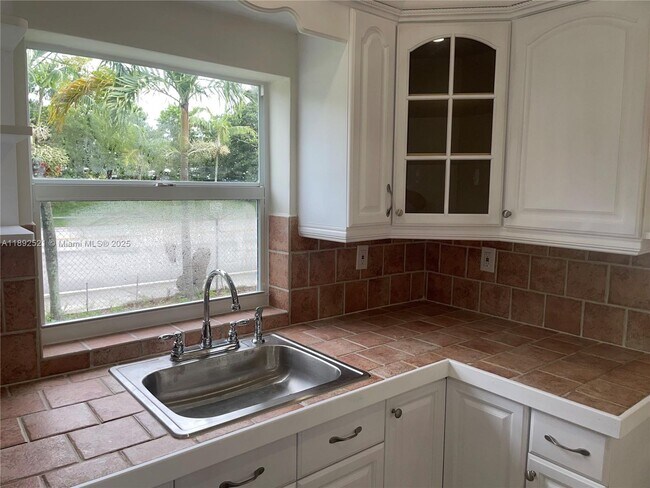 Building Photo - 13017 SW 18th Terrace