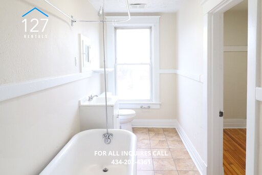 Building Photo - Private 1 Bed 1 Bath Unit in Lynchburg