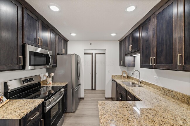 Building Photo - 1665 Riva Ridge Dr
