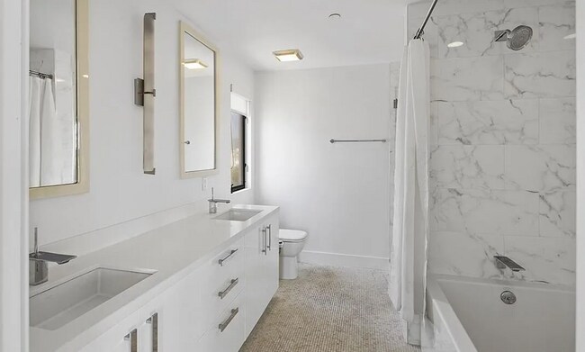 Building Photo - Classic and contemporary two-story townhou...