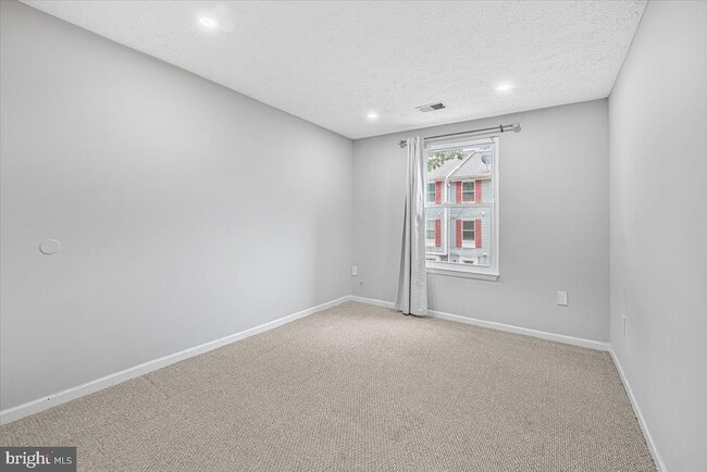 Building Photo - 13533 Demetrias Way