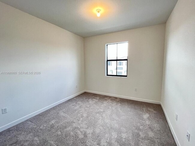 Building Photo - 11933 SW 244 Ln