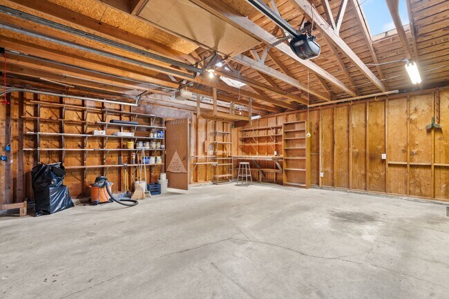 Building Photo - Just Reduced and READY NOW!! - Amazing Sce...