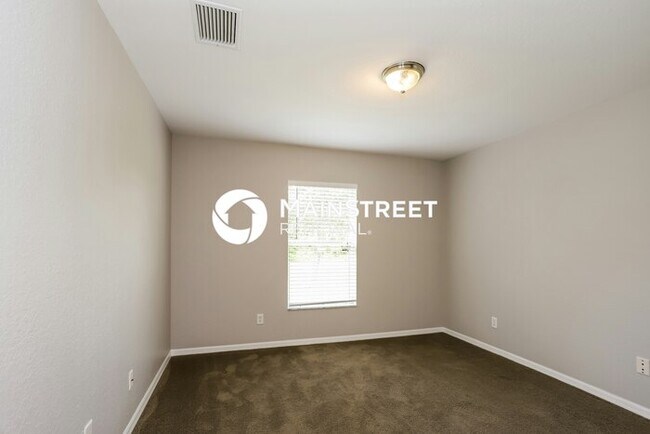 Building Photo - 3 Bedroom Pet-Friendly Home in North Port,...