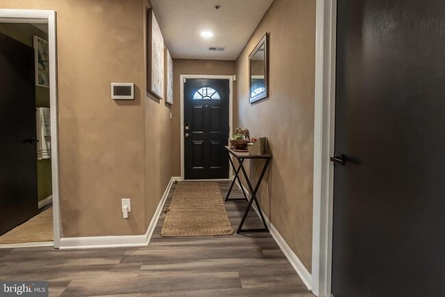 Building Photo - 1188 Windemere Ct