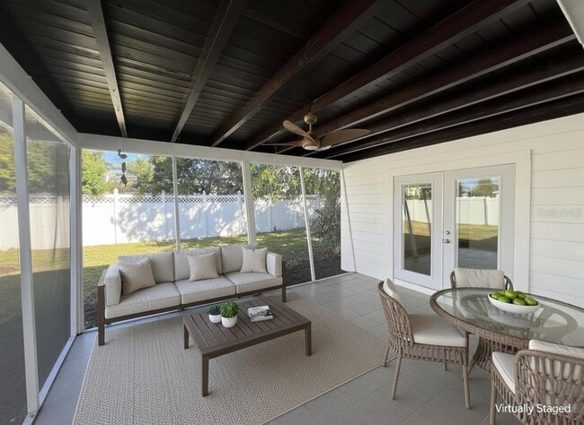 Building Photo - 2502 Tropical Shores Dr SE