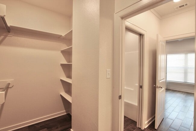 Building Photo - Luxury 3 Bedroom 2 Bath Townhomes in Bullard ISD!