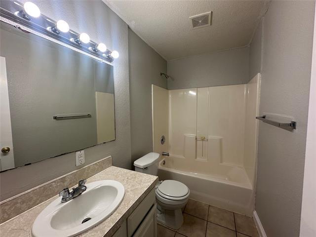 Building Photo - 4147 Gladewater Rd