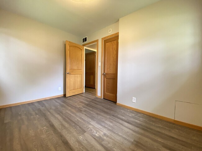 Building Photo - 3621 Sherwood Pl SE