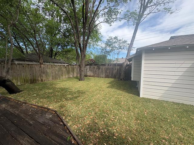 Building Photo - 7525 Wentwood Dr