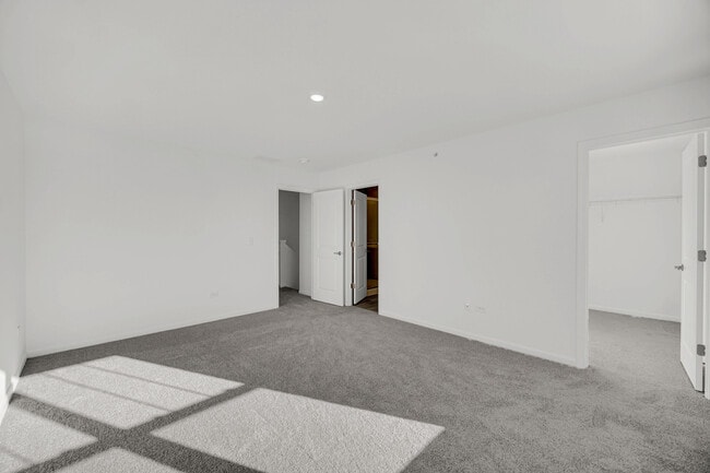 Building Photo - 203 Settlers Pl