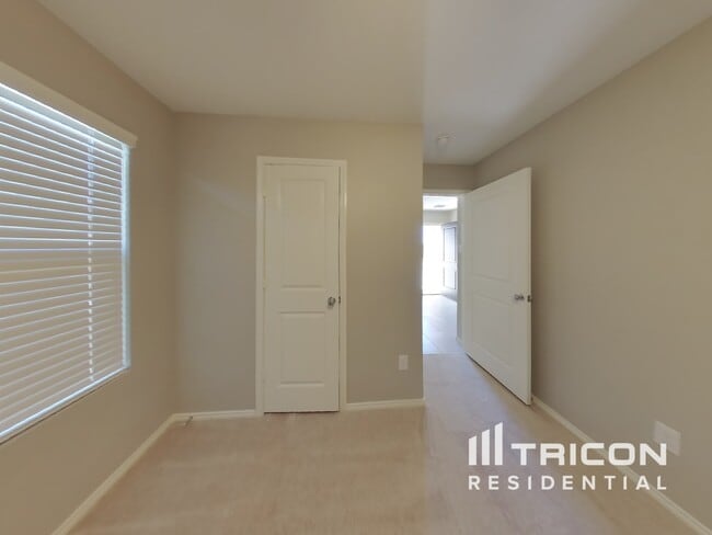 Building Photo - 1612 Clairborne Ct
