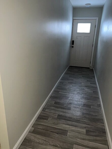 Building Photo - 1344 Pinnacle Rd